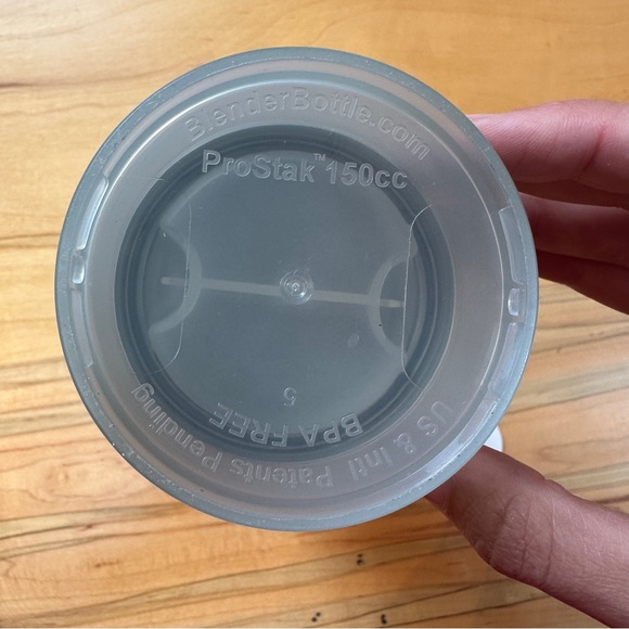 Bottle Shaker Bottle Pill Organizer ProStak, 22OZ Smoke Grey - Picture 10 of 14